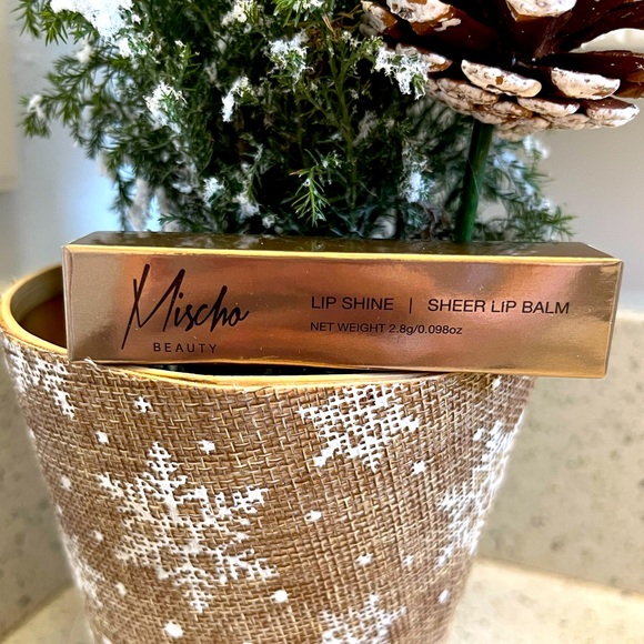MISCHO BEAUTY Lip Shine/Lip Balm in xo - Picture 2 of 4